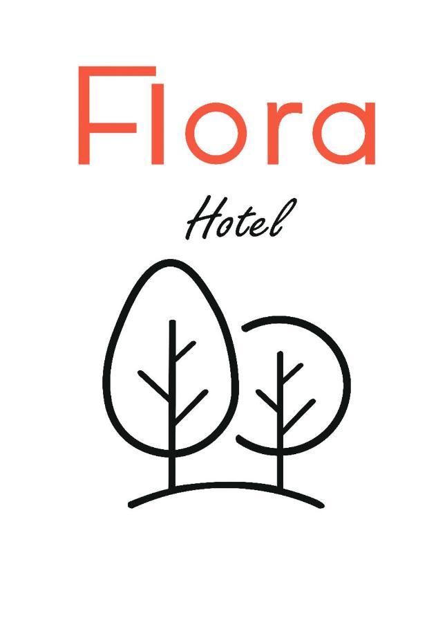 Flora Hotel Ivato International Airport Antananarivo Exterior foto